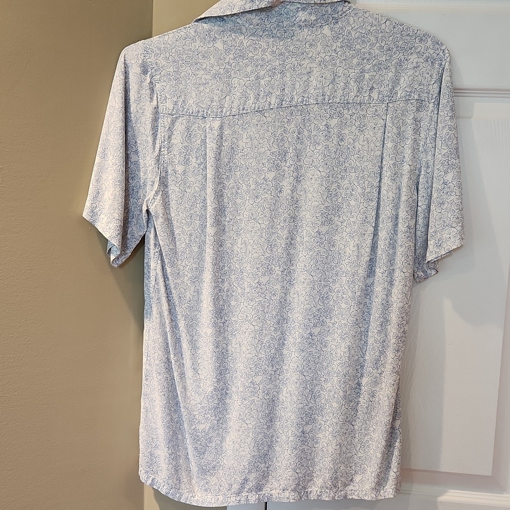Men's Blue Patterned Shirt, Batek Bay, Small - Picture 4 of 4